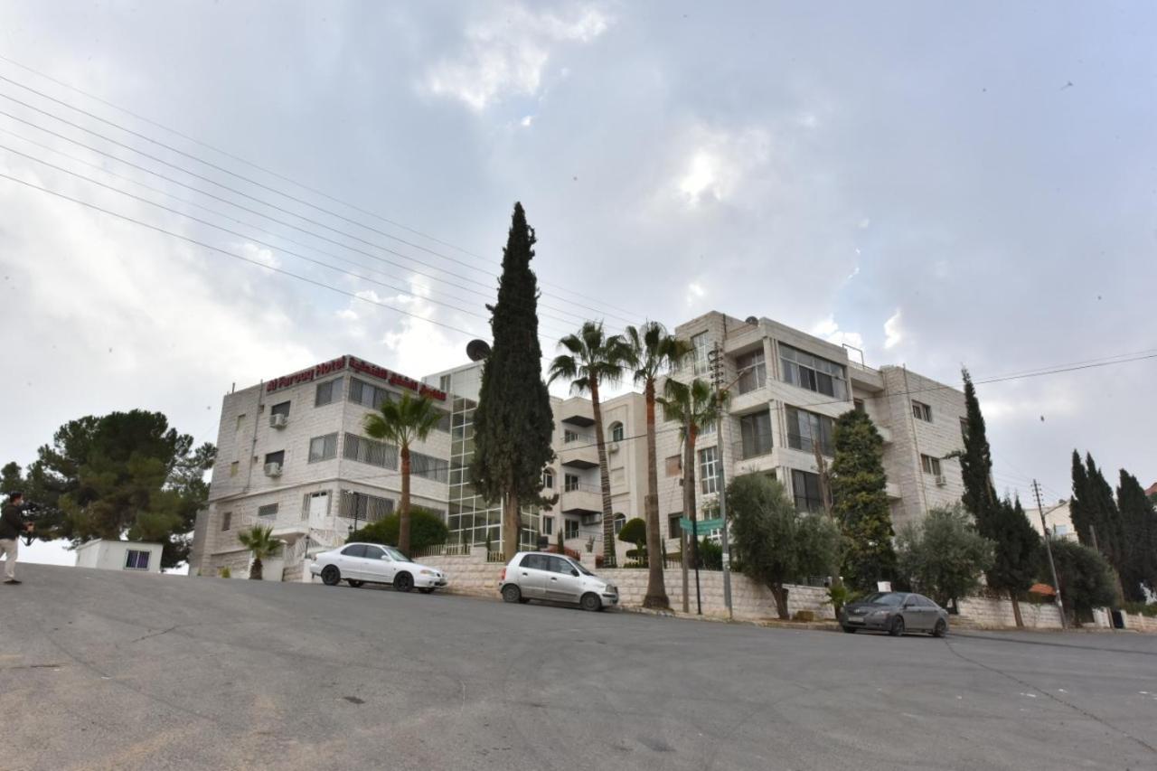Al Farooq Hotel Apartmentsアンマン エクステリア 写真
