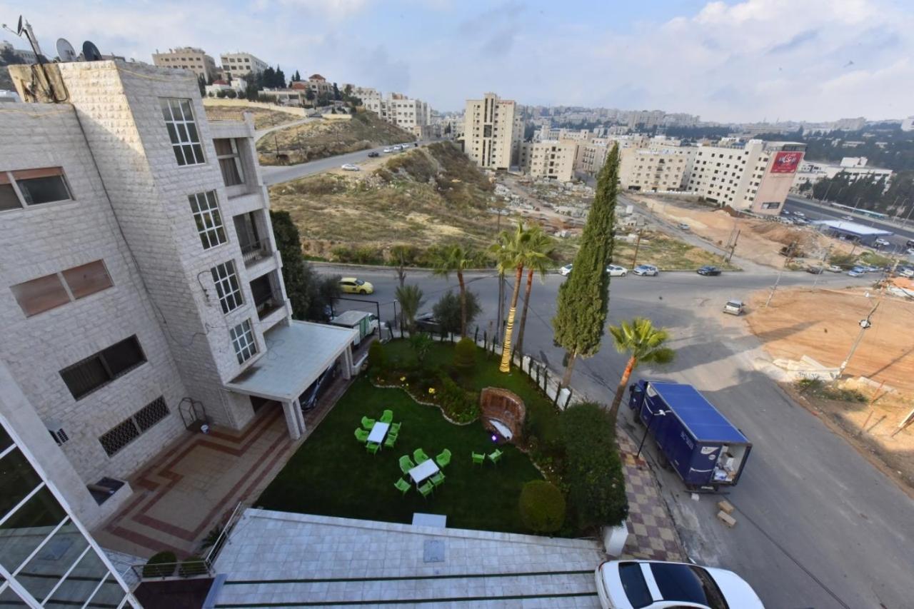 Al Farooq Hotel Apartmentsアンマン エクステリア 写真