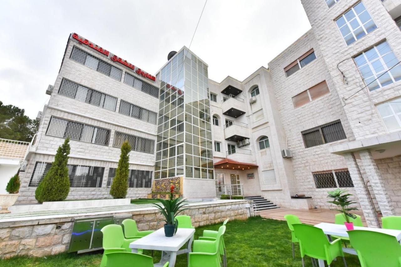 Al Farooq Hotel Apartmentsアンマン エクステリア 写真