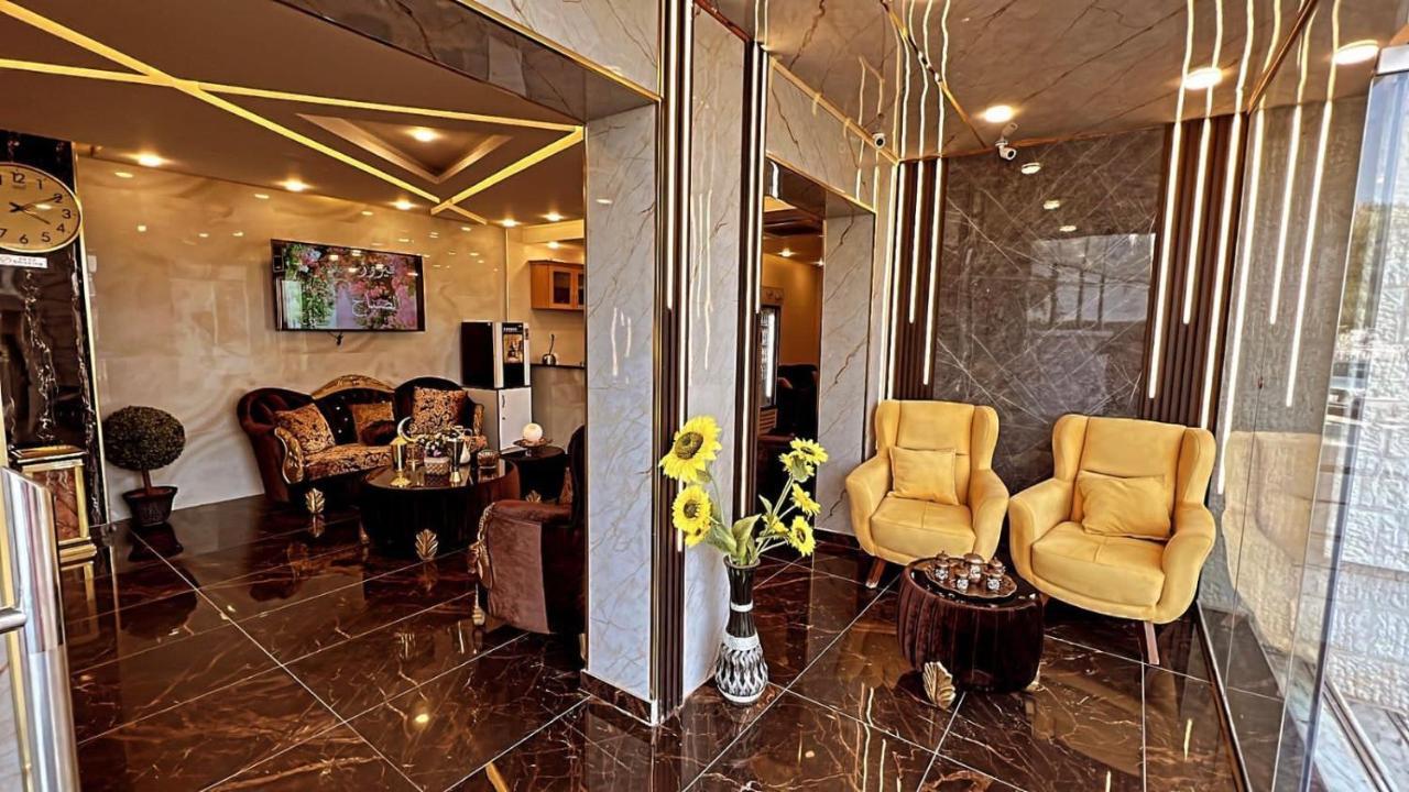 Al Farooq Hotel Apartmentsアンマン エクステリア 写真