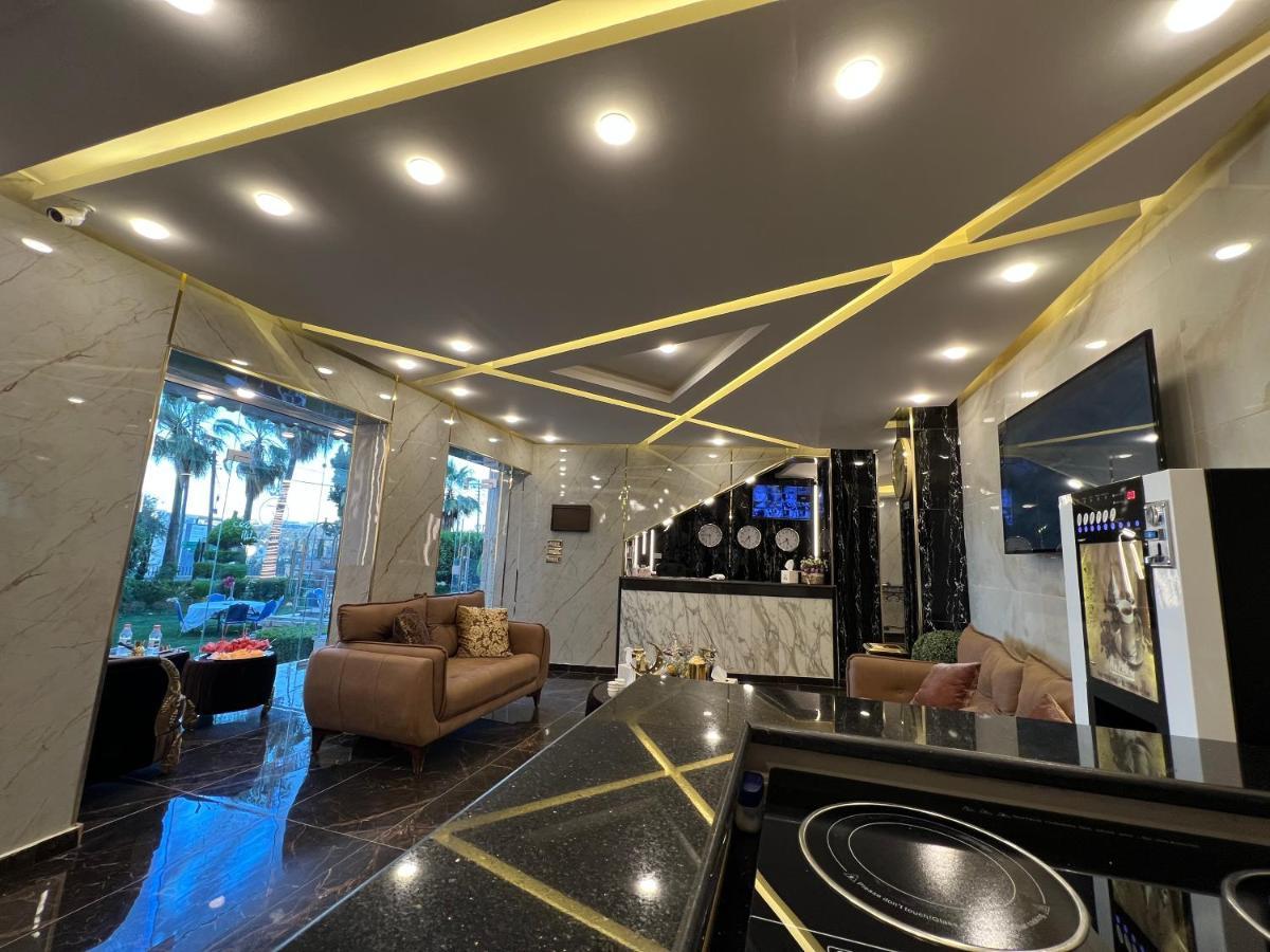 Al Farooq Hotel Apartmentsアンマン エクステリア 写真